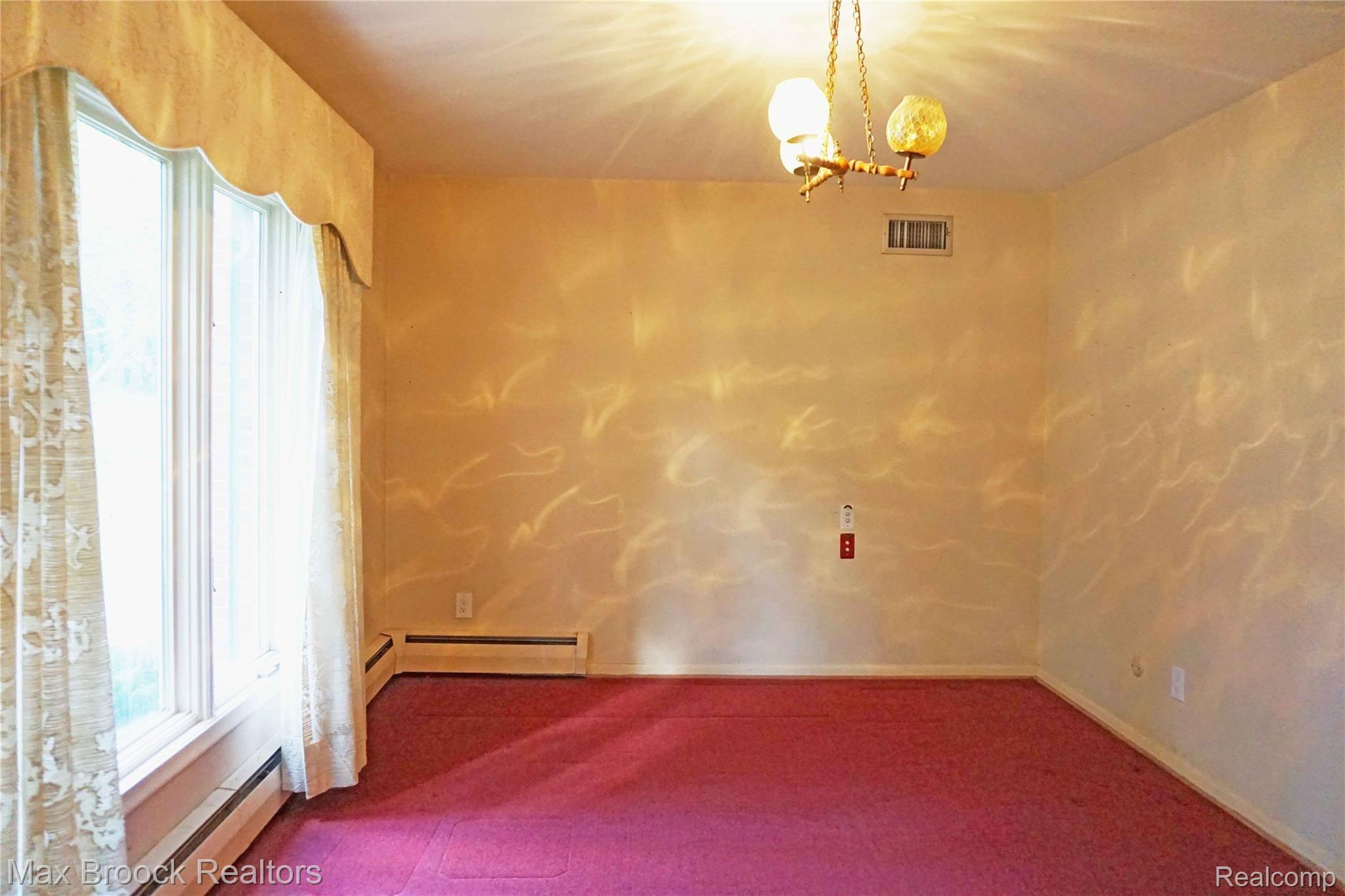 5105 Echo Road Bloomfield Hills, MI 48302 - Photo 13 of 36 First Floor Guest Suite