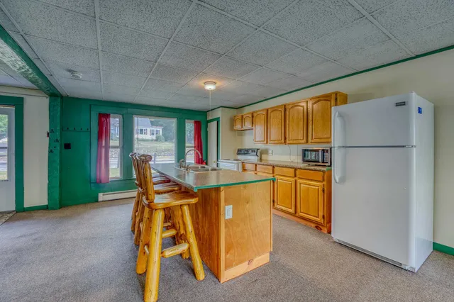 $399,500 | 407 Highway 3, Carroll, NH 03595