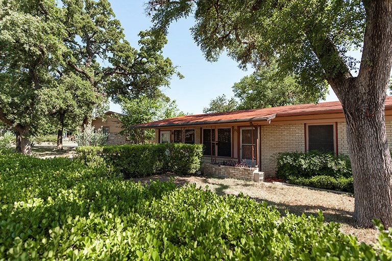 4702 Ribbecke Avenue Austin, TX 78721 - Photo 1 of 1