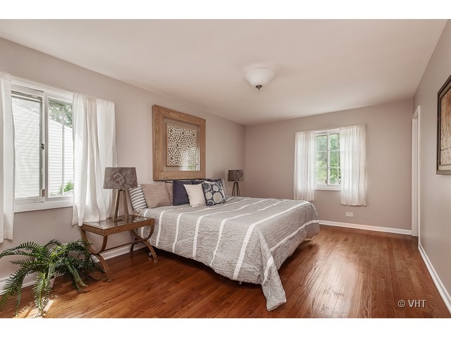 215 Riverside Drive Northfield, IL 60093 - Photo 10 of 15