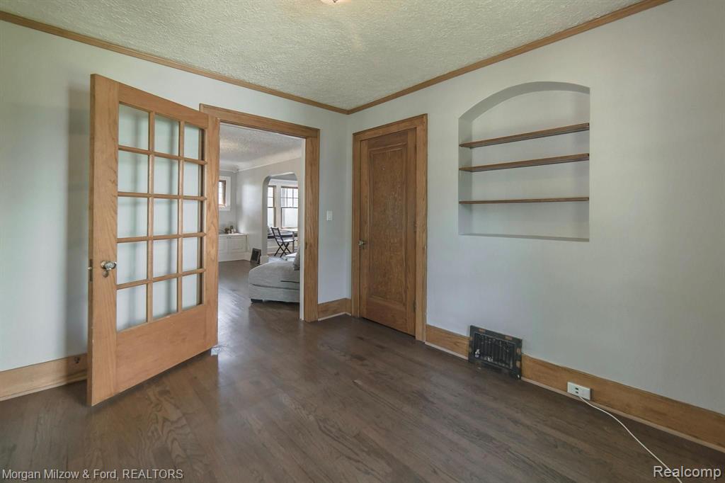 115 North Holcomb Road Clarkston, MI 48346 - Photo 13 of 64