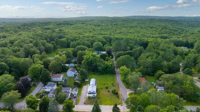 $299,900 | 24 Clifford Street, Mechanic Falls, ME 04256