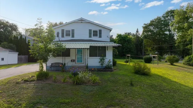 $299,900 | 24 Clifford Street, Mechanic Falls, ME 04256