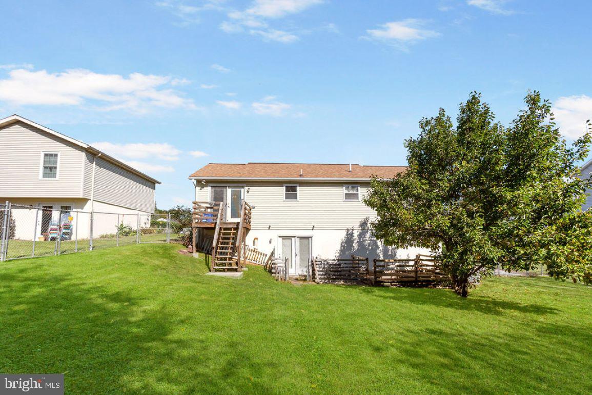 960 Friar Run Hanover, PA 17331 - Photo 24 of 27 Gallery Image 24