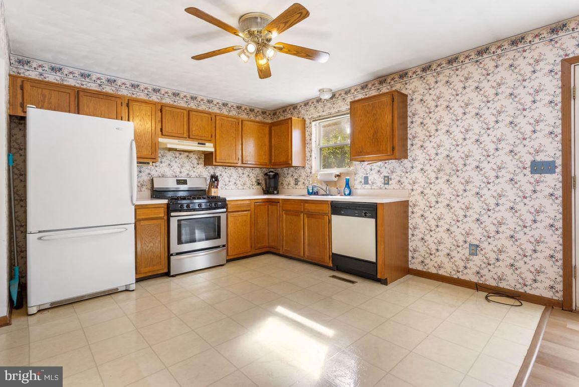 960 Friar Run Hanover, PA 17331 - Photo 8 of 27 Gallery Image 8