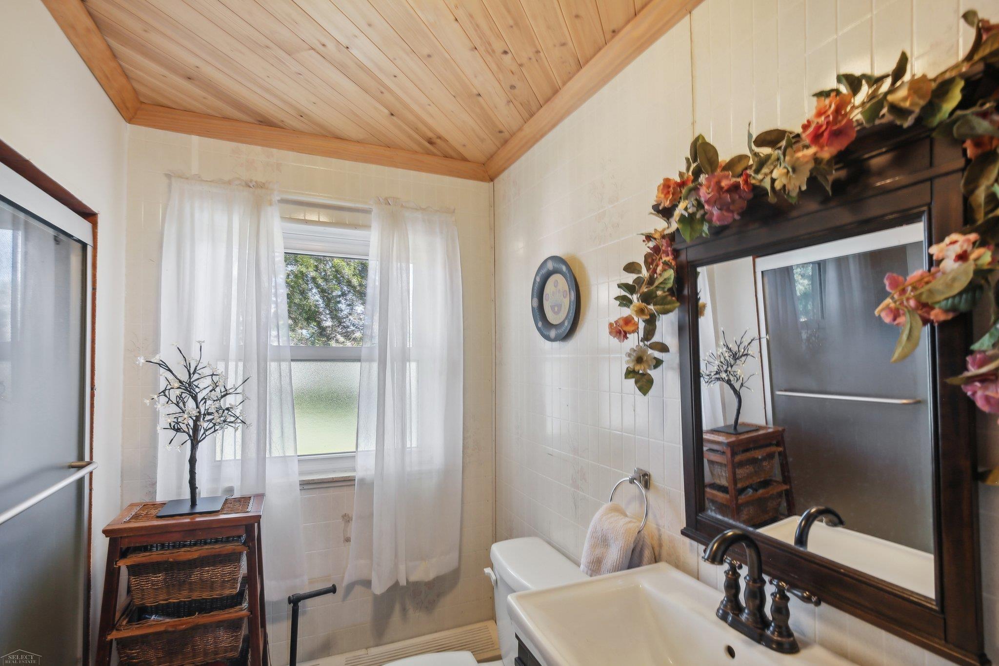 61025 Romeo Plank Road Ray, MI 48096 - Photo 21 of 29