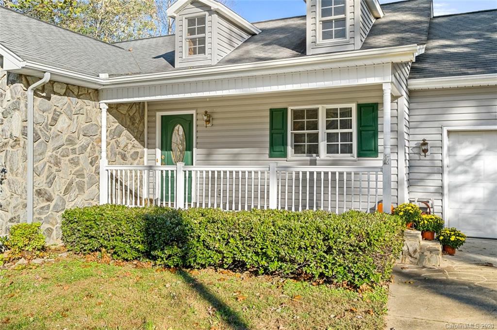 163 Byers Road Troutman, NC 28166 - Photo 2 of 33 Gallery Image 2