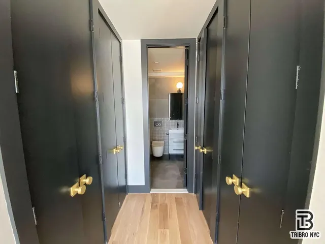 $6,300 | 561 4th Avenue, Unit 5F | Park Slope