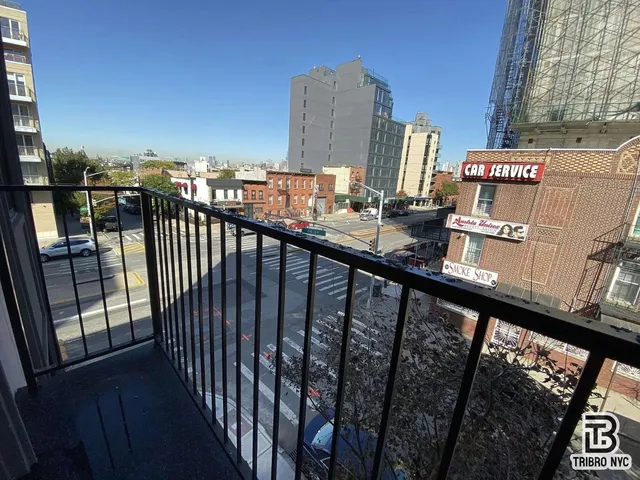 $6,300 | 561 4th Avenue, Unit 5F | Park Slope