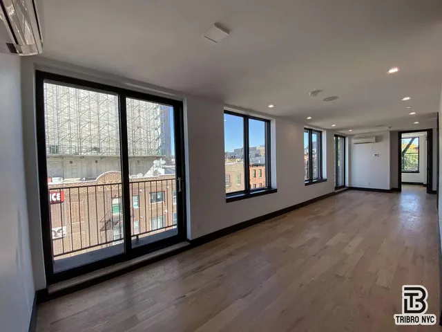 $6,300 | 561 4th Avenue, Unit 5F | Park Slope