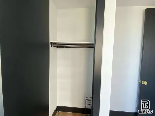 $6,300 | 561 4th Avenue, Unit 5F | Park Slope