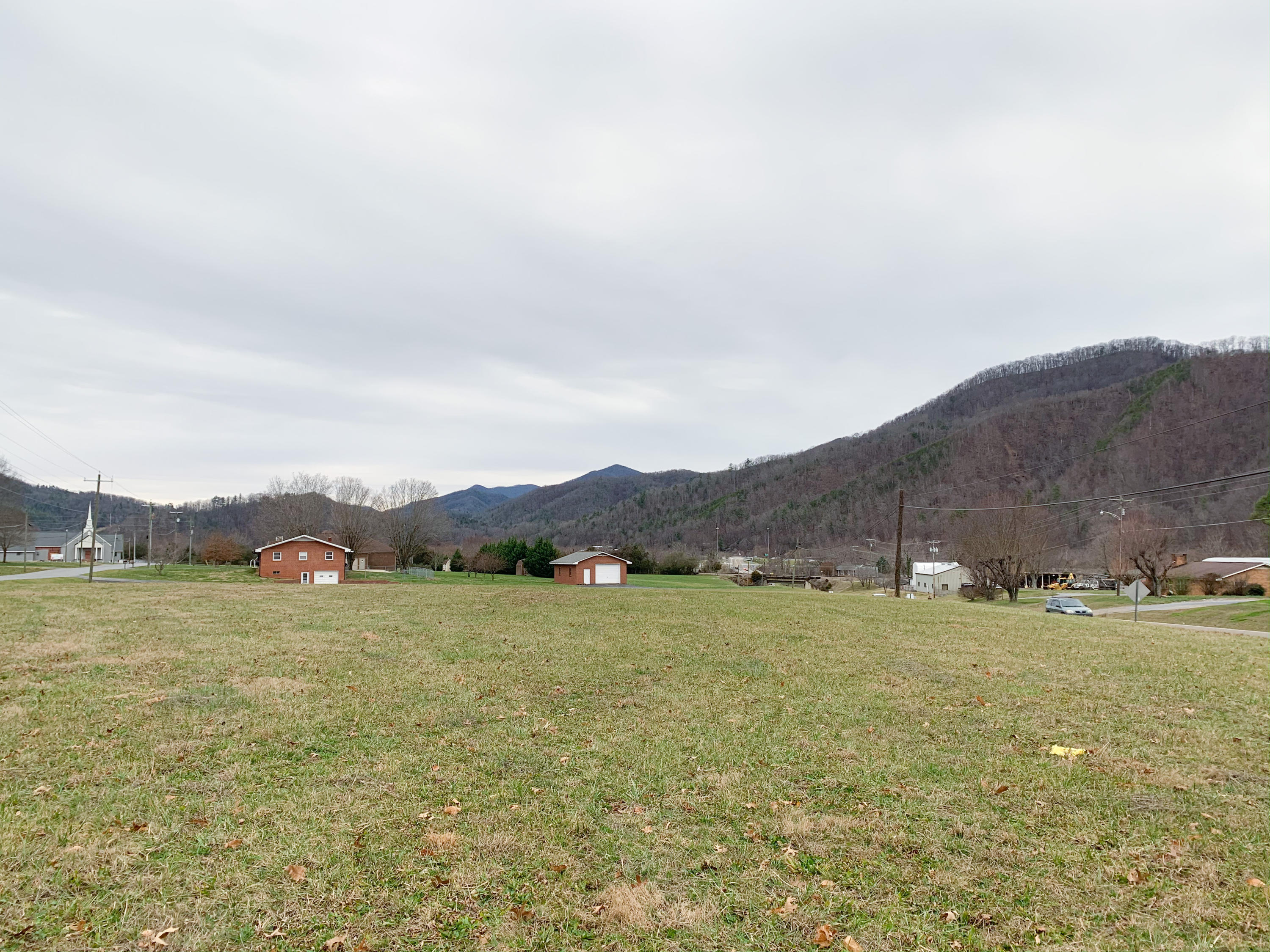 1 Love Station Road, Unit 1 Erwin, TN 37650 - Photo 6 of 8 IMG_1374