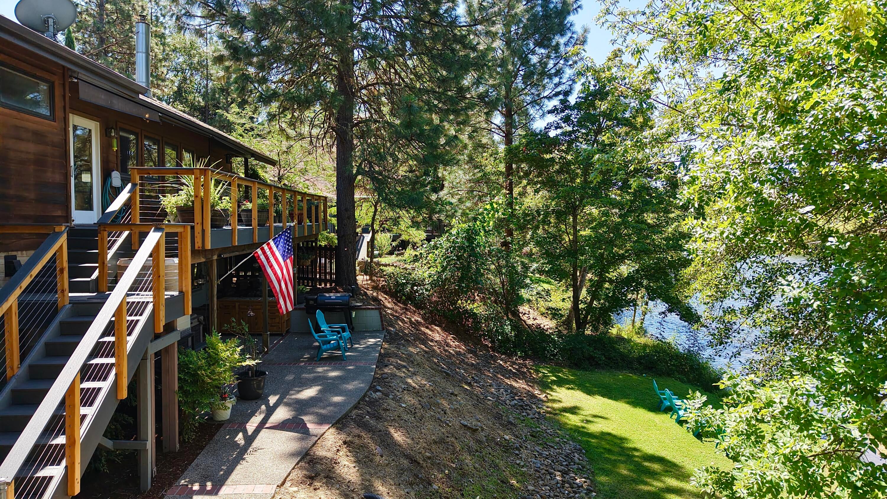 975 Old Ferry Road Shady Cove, OR 97539 - Photo 62 of 100 Easy River Access