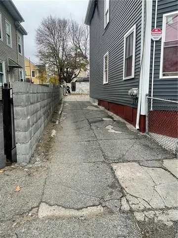 $525,000 | 111 Waverly Street, Providence, RI 02907