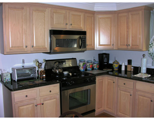 307 College Farm Road, Unit 2 Waltham, MA 02451 - Photo 2 of 11 Gallery Image 2
