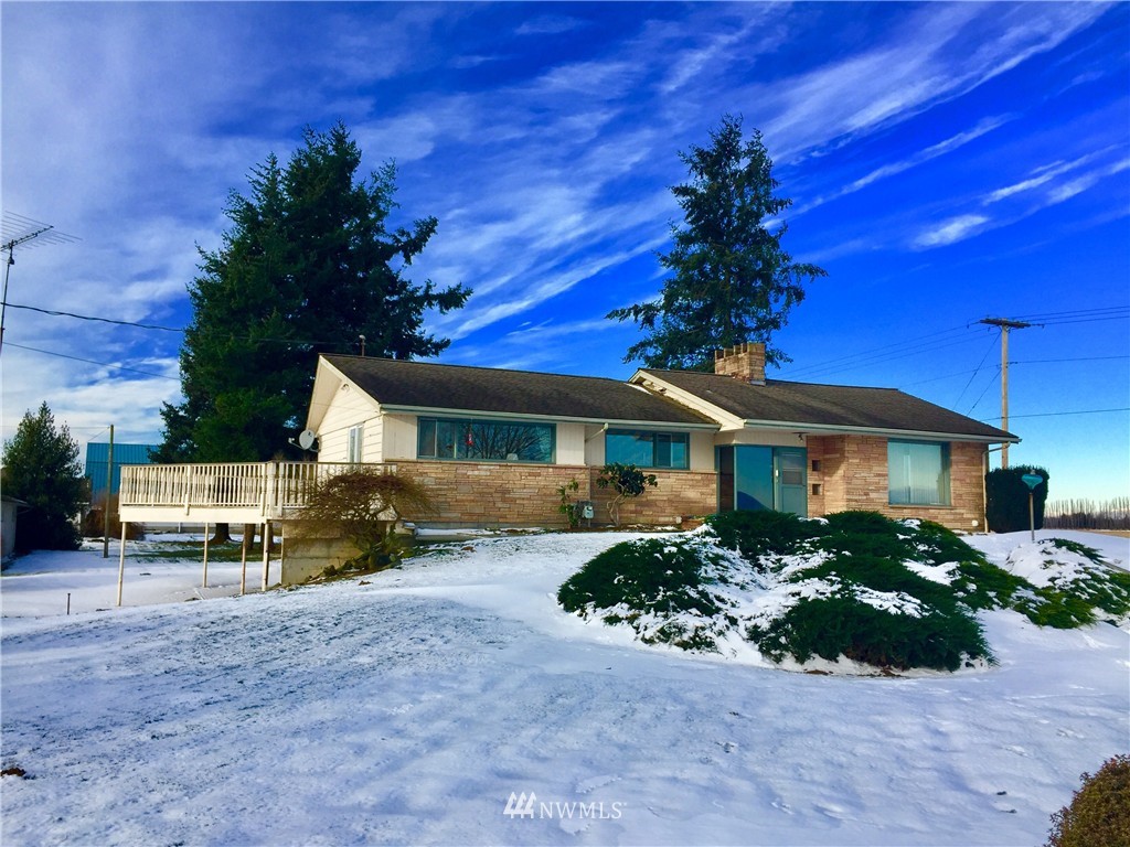 8887 Benson Road Lynden, WA 98264 - Photo 1 of 10