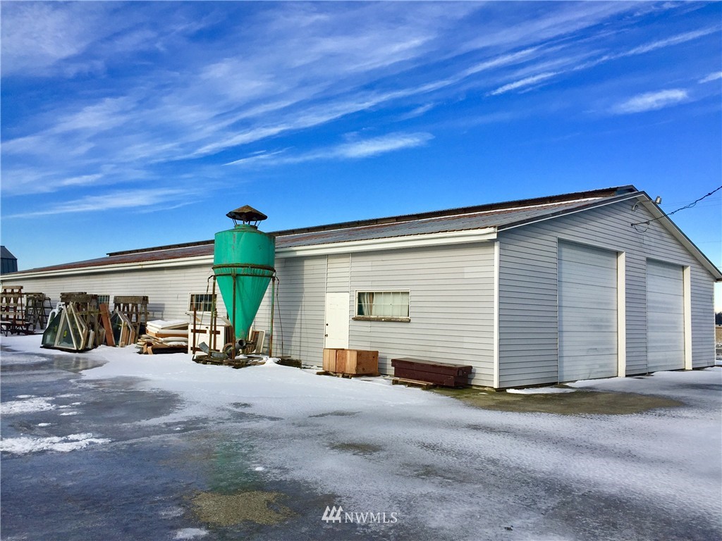8887 Benson Road Lynden, WA 98264 - Photo 7 of 10
