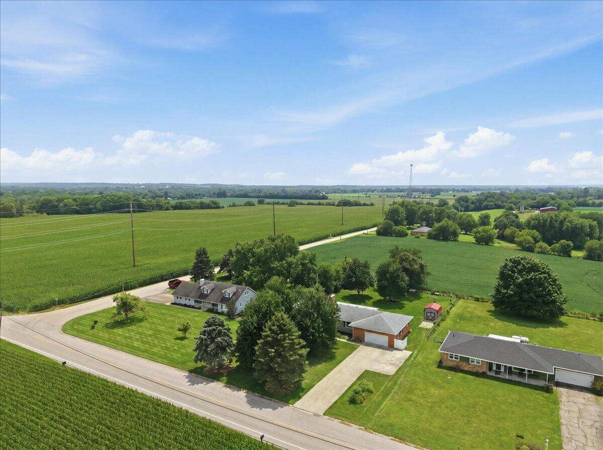 3961 Mumper Road Springfield, OH 45502 - Photo 61 of 70 63-Aerial Front Right