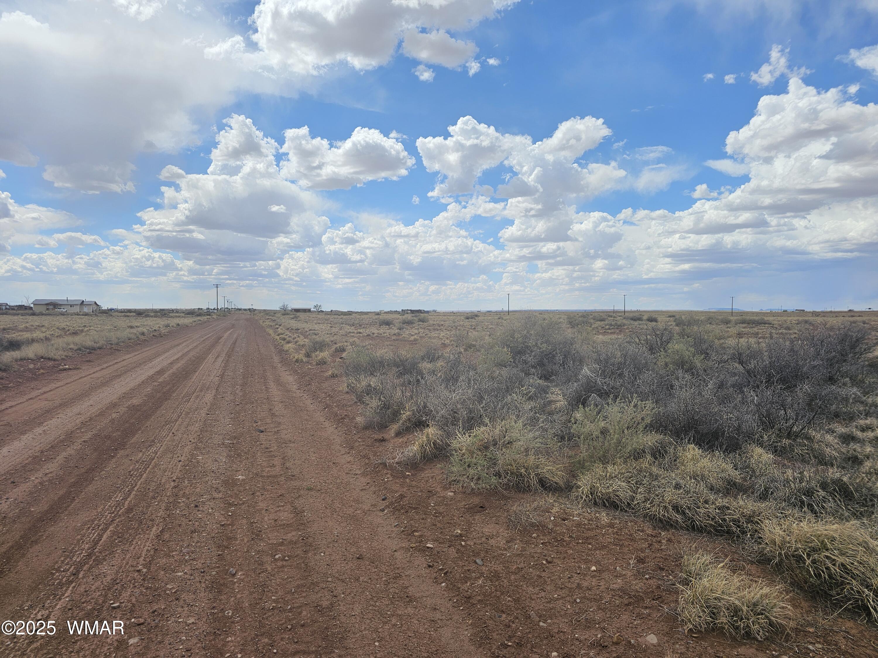 7828 Sandhill Road Holbrook, AZ 86029 - Photo 7 of 8 20250502_142110