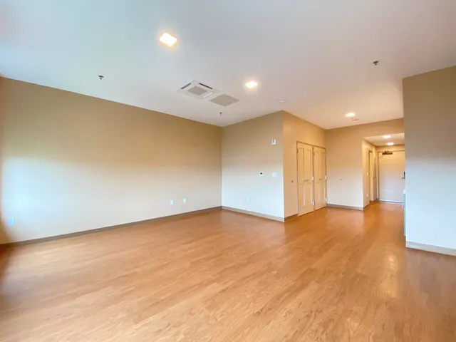 $1,673 | 83 Hanover Street, Unit 504, Manchester, NH 03101