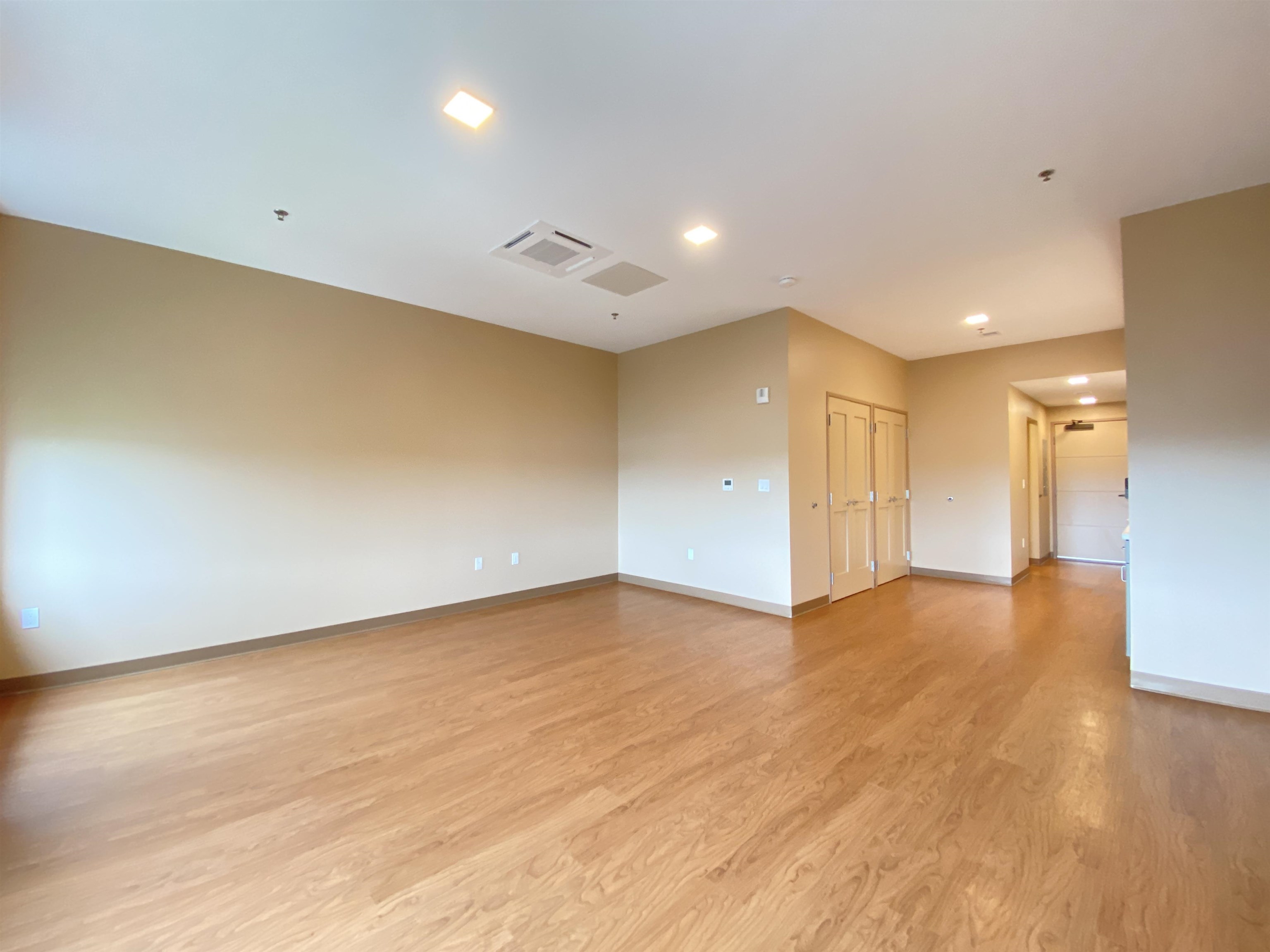 83 Hanover Street, Unit 504 Manchester, NH 03101 - Photo 12 of 46