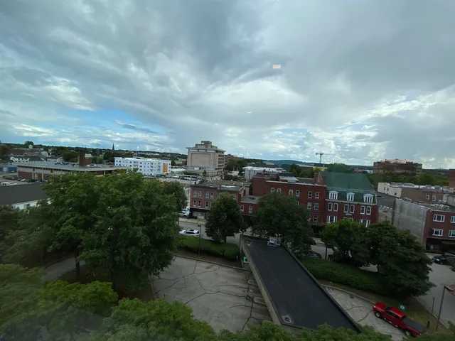 $1,673 | 83 Hanover Street, Unit 504, Manchester, NH 03101