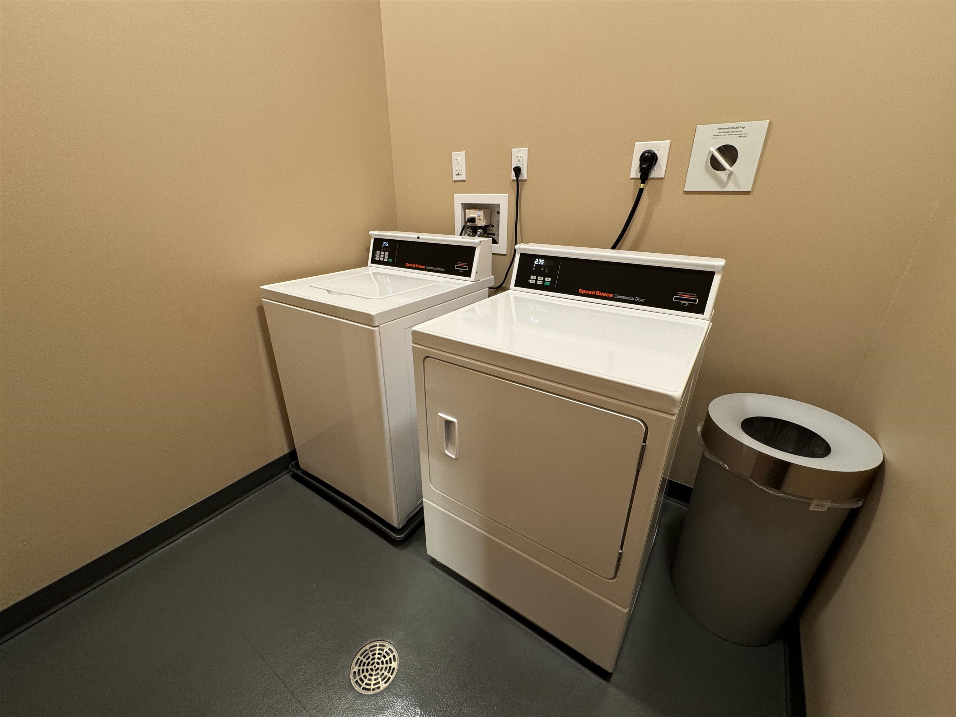 83 Hanover Street, Unit 504 Manchester, NH 03101 - Photo 38 of 46