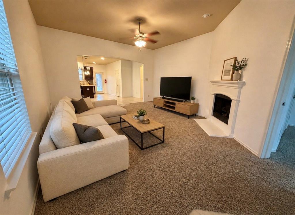 305 Rustic Oak Lane McKinney, TX 75072 - Photo 2 of 18