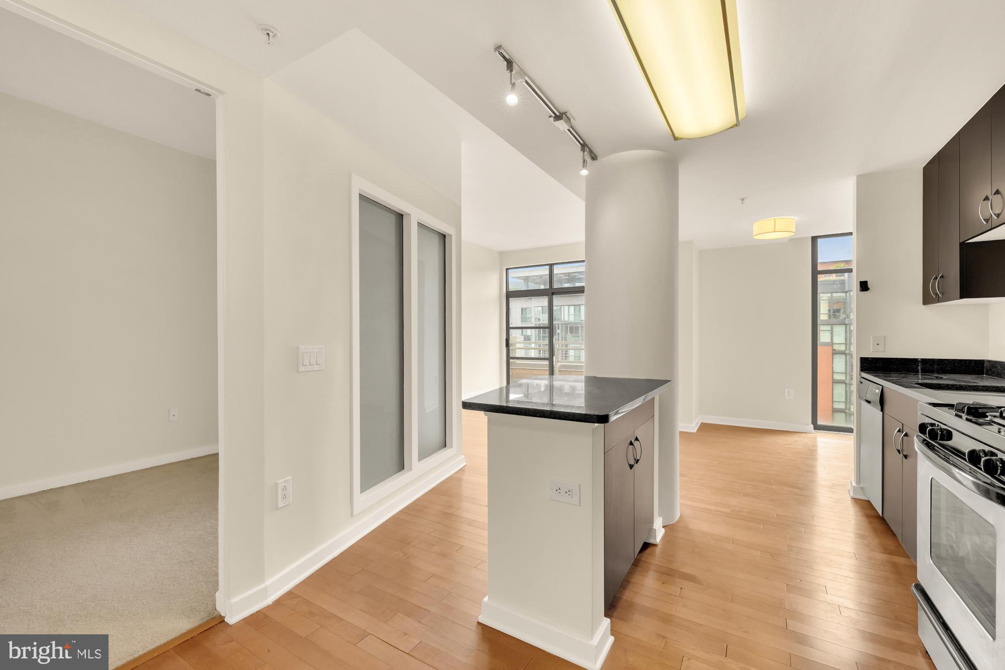 475 K Street Northwest, Unit 1123 Washington, DC 20001 - Photo 3 of 36