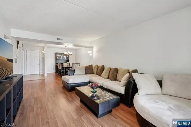 $2,950 | 38 Moonachie Road, Unit 116, Hackensack, NJ 07601