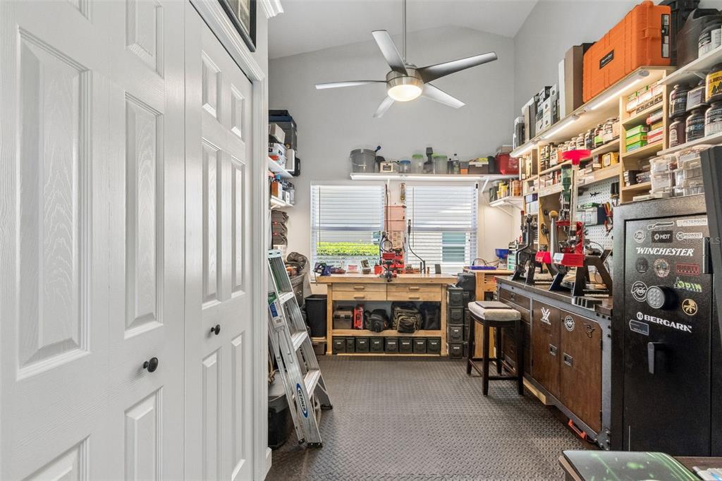 5613 Monte Rosso Road Sarasota, FL 34243 - Photo 16 of 22 Gallery Image 16