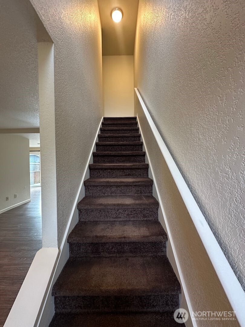 5100 81st Place Southwest, Unit B Mukilteo, WA 98275 - Photo 9 of 12 a view of entryway