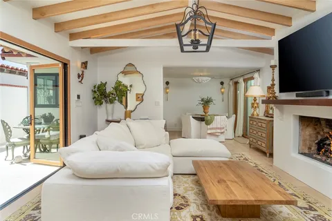 $13,995 | 106 Via Cordova, Newport Beach, CA 92663