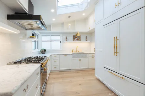 $13,995 | 106 Via Cordova, Newport Beach, CA 92663