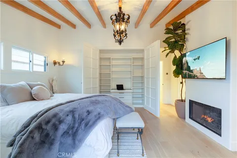 $13,995 | 106 Via Cordova, Newport Beach, CA 92663