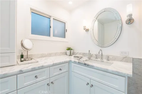 $13,995 | 106 Via Cordova, Newport Beach, CA 92663