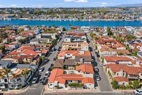 $13,995 | 106 Via Cordova, Newport Beach, CA 92663