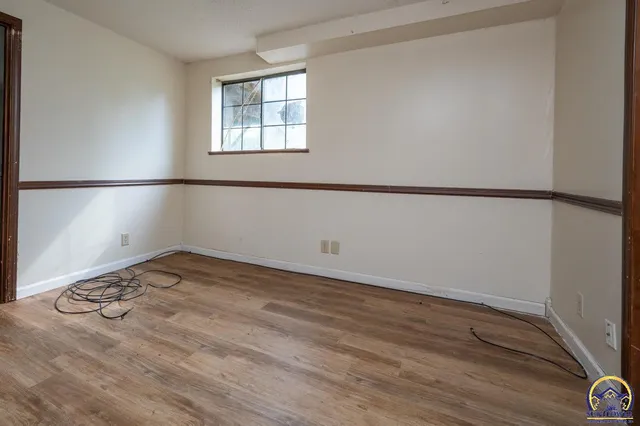 $210,000 | 2504 Southwest Kingsrow Road, Topeka, KS 66614