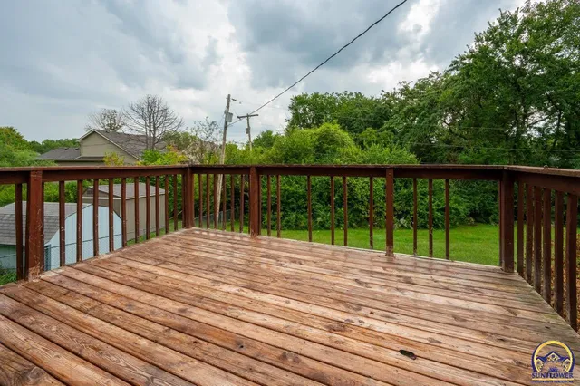 $210,000 | 2504 Southwest Kingsrow Road, Topeka, KS 66614