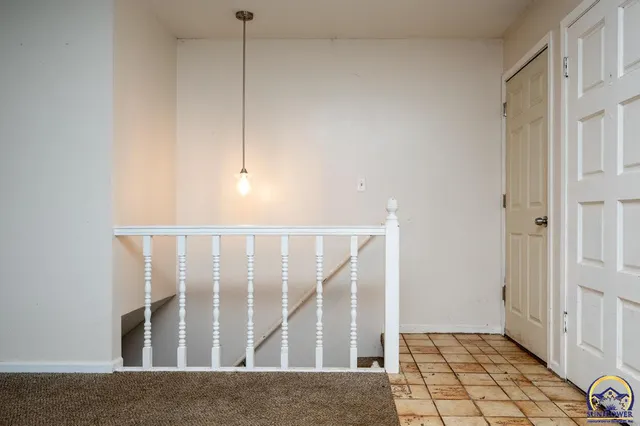 $210,000 | 2504 Southwest Kingsrow Road, Topeka, KS 66614