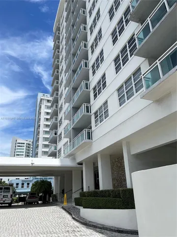 $515,000 | 6917 Collins Avenue, Unit 1008, Miami Beach, FL 33141