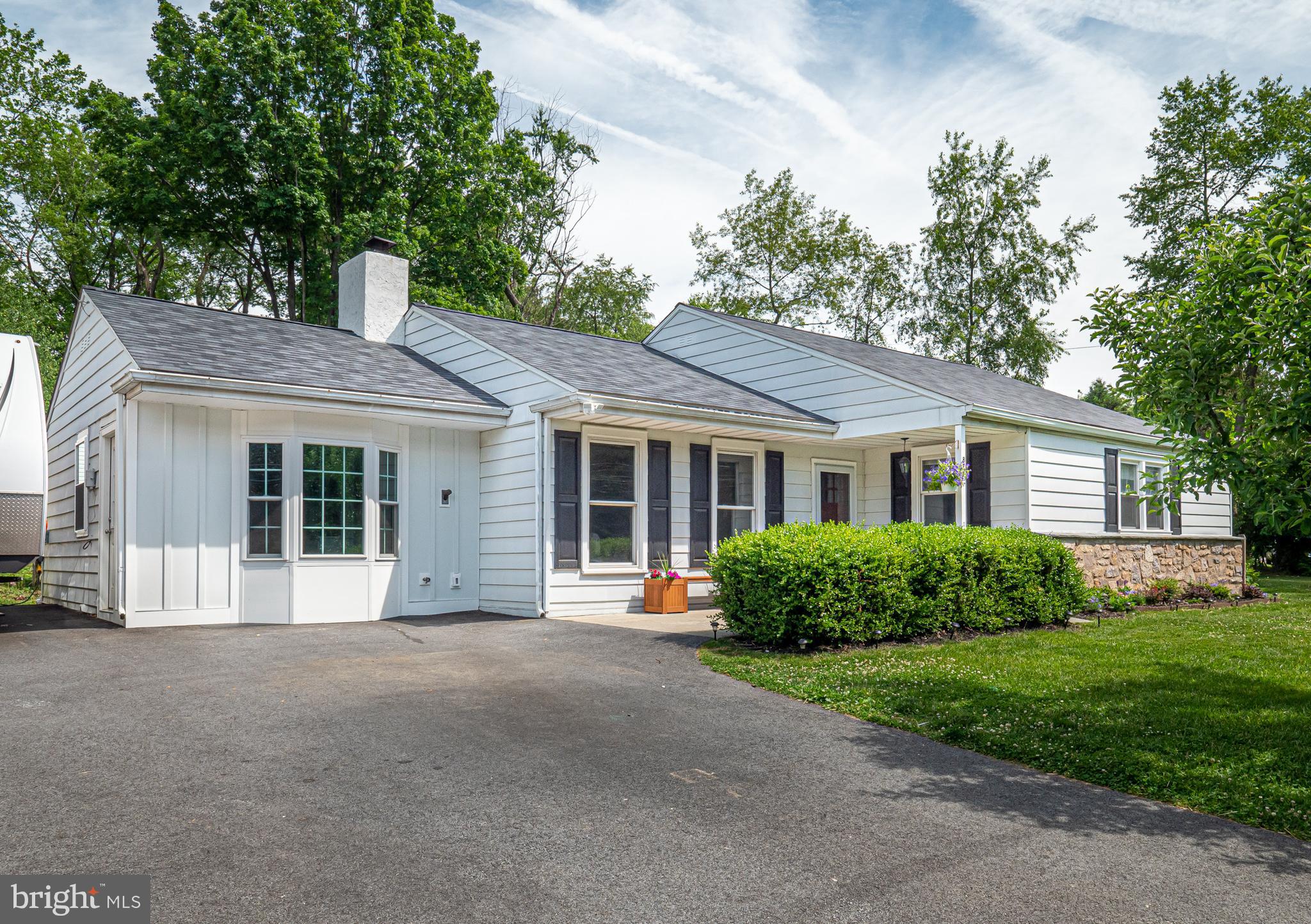 87 Conestoga Road Malvern, PA 19355 - Photo 2 of 51 Gallery Image 2