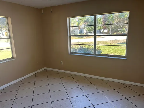 $2,200 | 558 Fleming Street, Sebastian, FL 32958