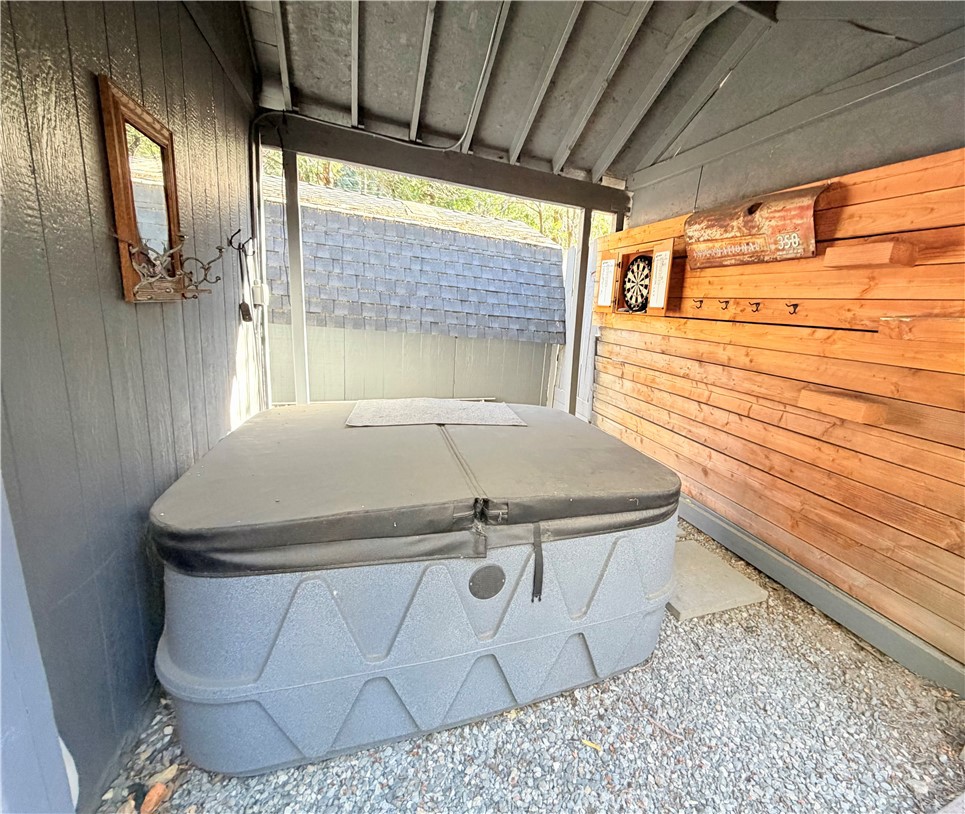 926 Kuffel Canyon Road Lake Arrowhead, CA 92385 - Photo 18 of 52 a close view of sink