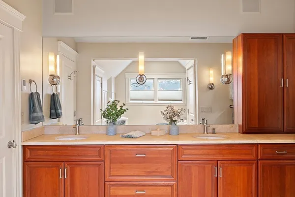 $3,249,500 | 8 Dane Road, Lexington, MA 02421