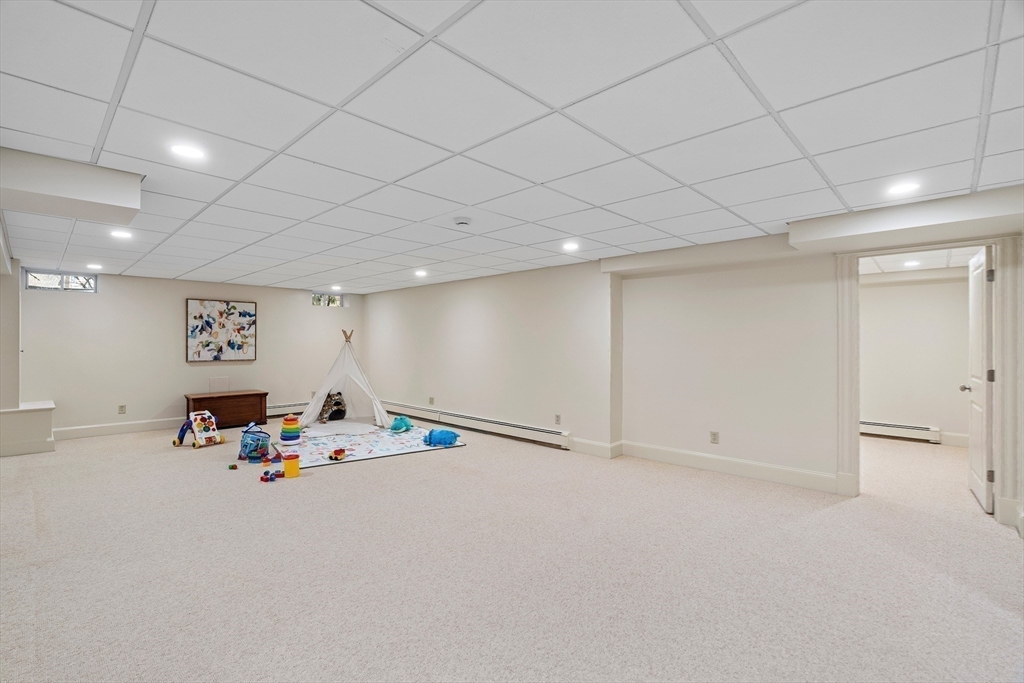 8 Dane Road Lexington, MA 02421 - Photo 32 of 42 Gallery Image 32