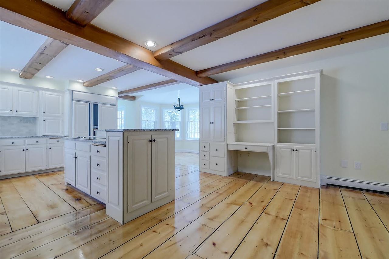 166 Hopkins Green Road Hopkinton, NH 03229 - Photo 11 of 36