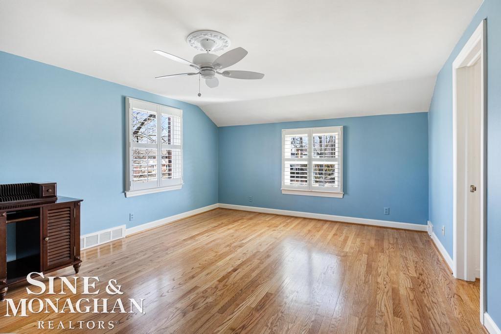 85 South Duval Road Grosse Pointe Shores, MI 48236 - Photo 19 of 49