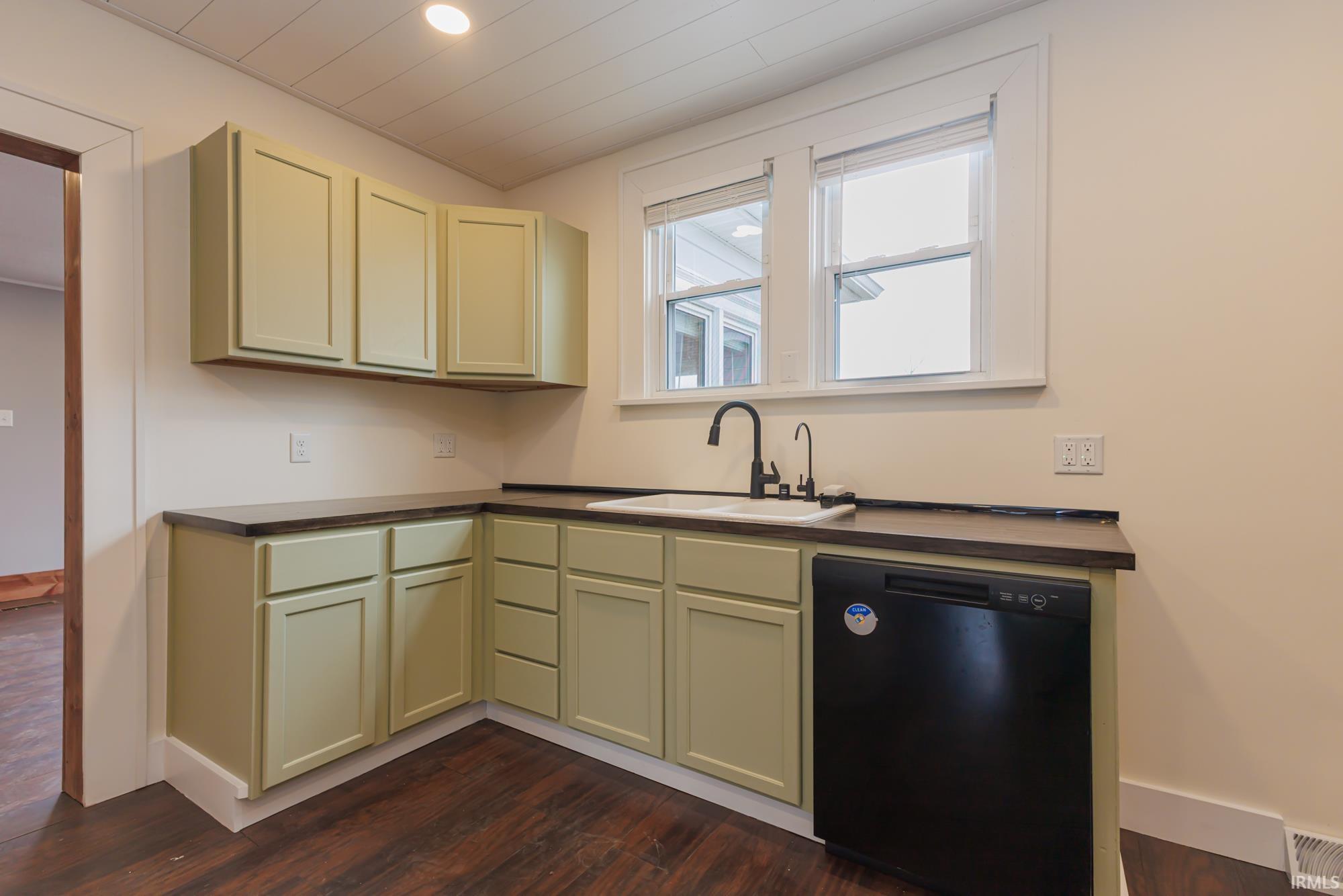 120 North Center Street Eaton, IN 47338 - Photo 10 of 26