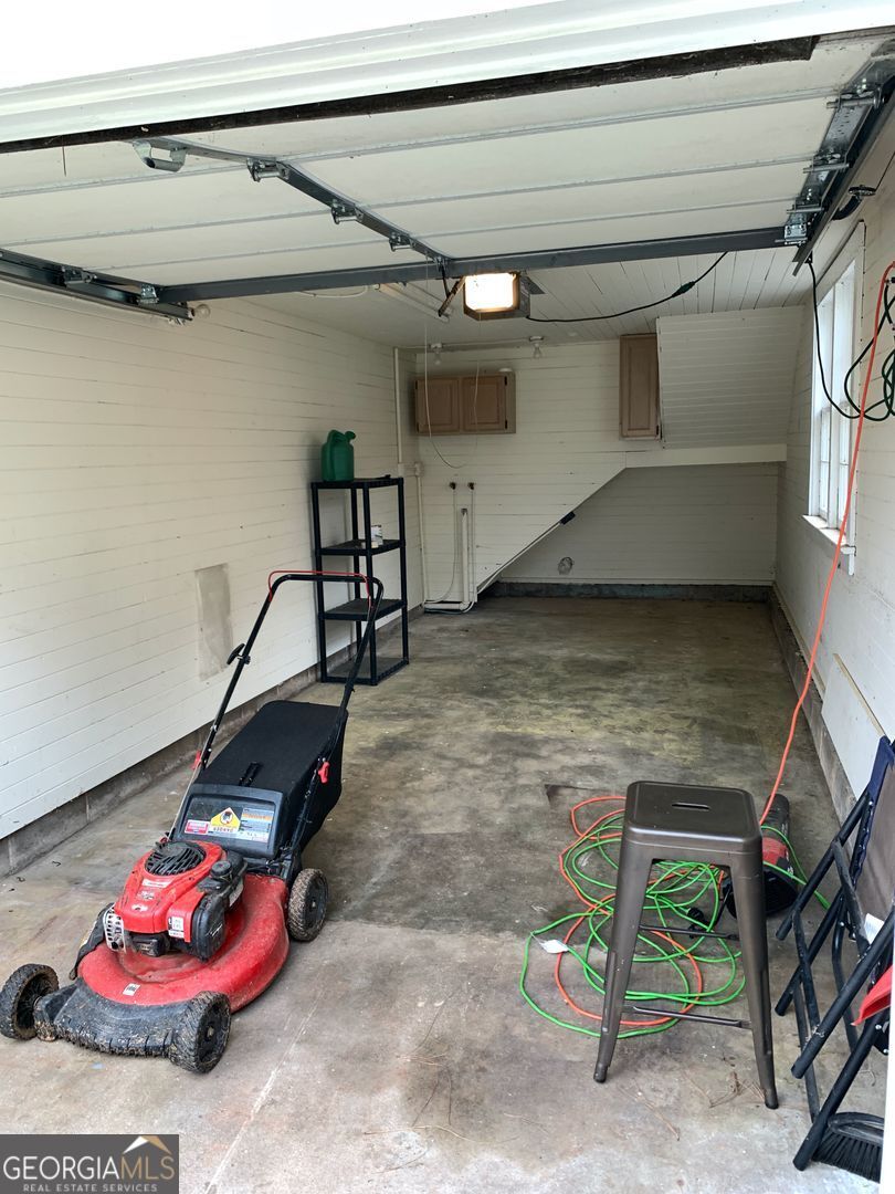 155 Windsor Court Athens, GA 30606 - Photo 13 of 14 a view of a room with gym equipment